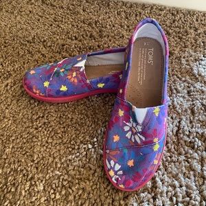 New Toms Girls slip on